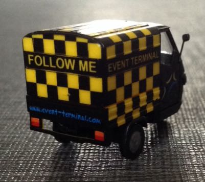 Piaggio Ape 50 - Follow Me toy car collectible - Main Image 2