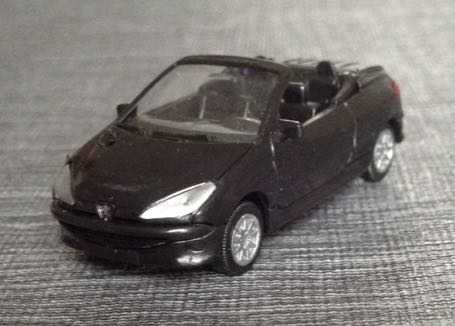 Peugeot 206 Cabrio  toy car collectible - Main Image 1