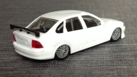 Opel Vectra B STW  toy car collectible - Main Image 2