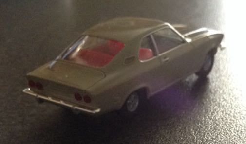 Opel Manta A  toy car collectible - Main Image 2