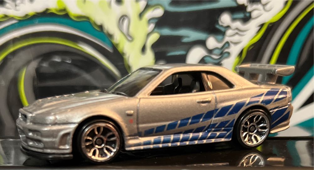 Nissan Skyline GT-R R34  toy car collectible - Main Image 2