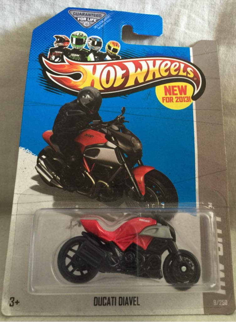 Ducati Diavel - 2013 HW City - Street Power toy car collectible - Main Image 1