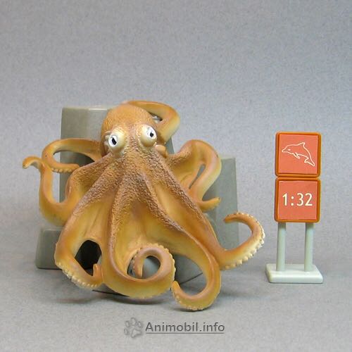 Giant Octopus  toy car collectible - Main Image 2