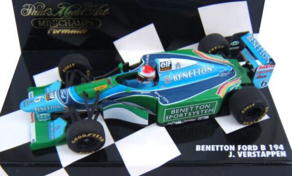 Benetton Ford B194  - Minichamps toy car collectible - Main Image 2
