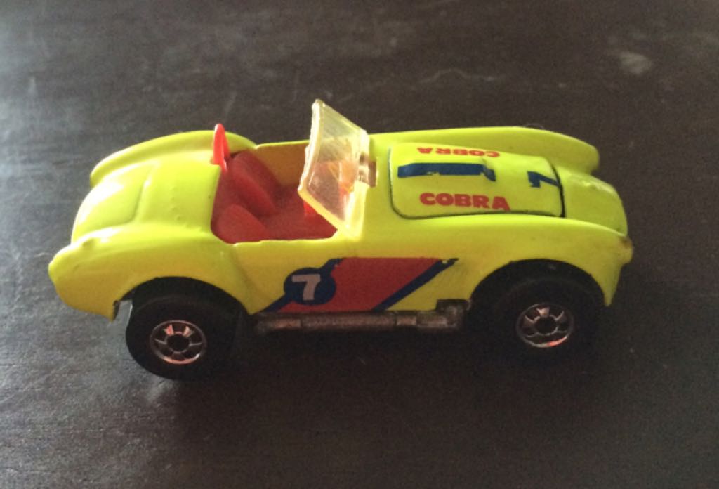 Classic Cobra (m) - California Custom toy car collectible - Main Image 1
