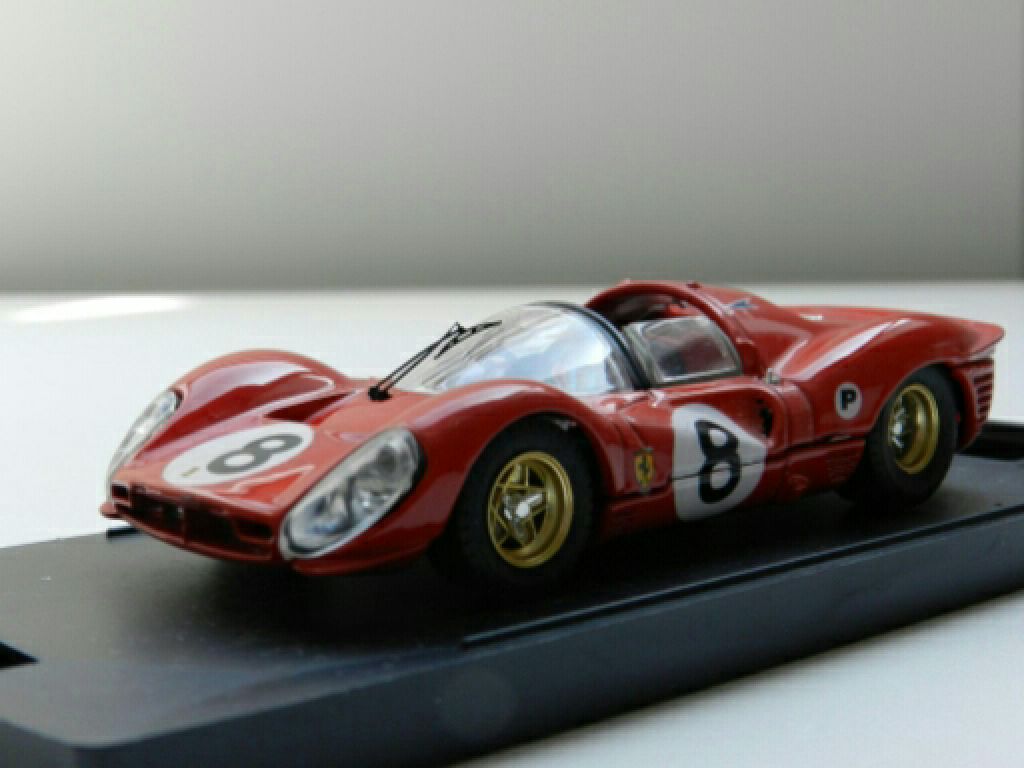 1967 Ferrari 330 P4 Spyder  toy car collectible - Main Image 2