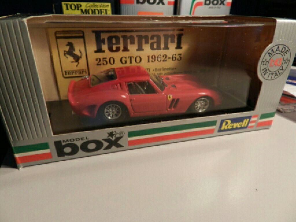 1962 Ferrari 250 GTO - Gran Tourismo toy car collectible - Main Image 2