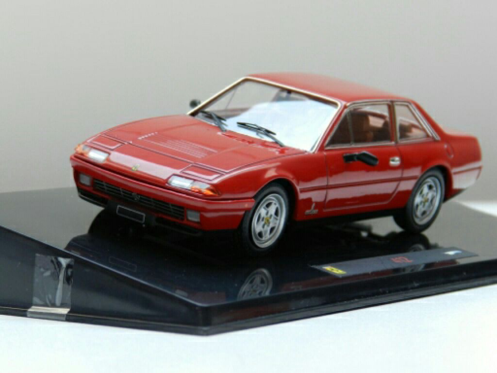 1985 Ferrari 412 - Gran Tourismo toy car collectible - Main Image 2