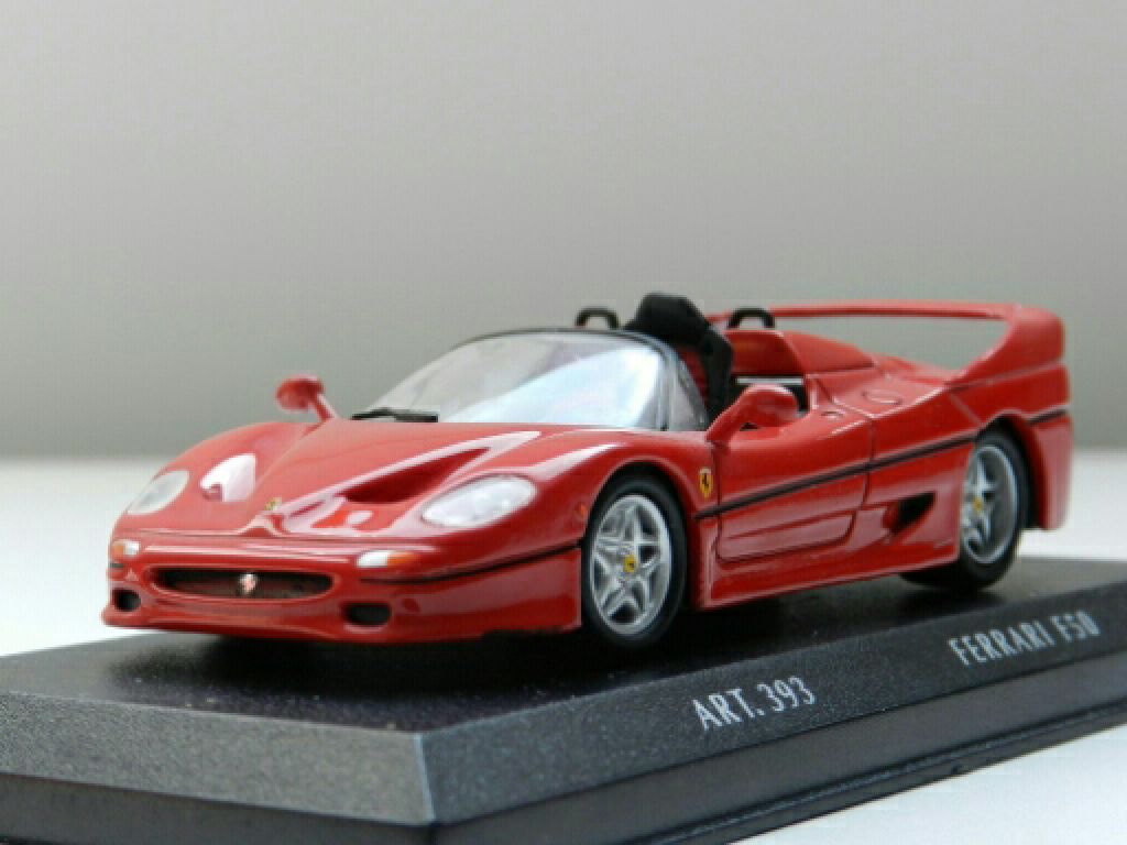 1995 Ferrari F50 Spider - Gran Tourismo toy car collectible - Main Image 2
