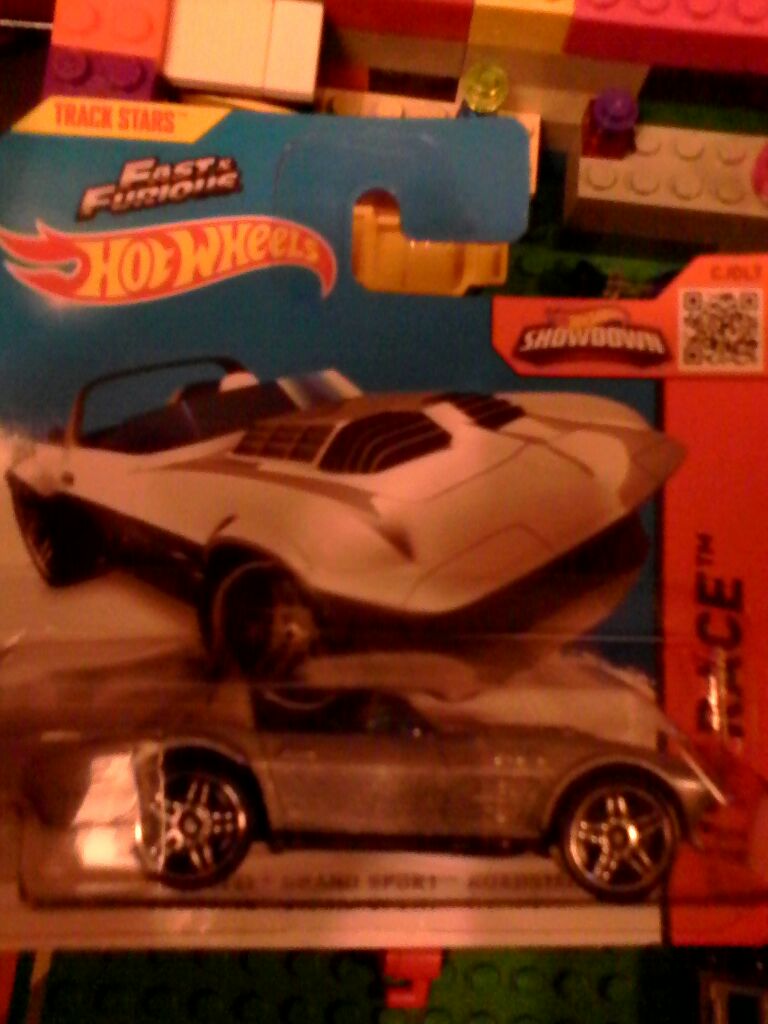 corvette grand sport roadster - 2015 HW Race toy car collectible - Main Image 1