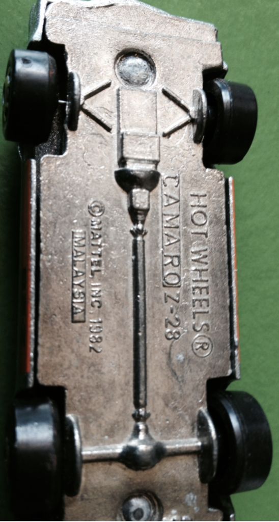 1978 Camaro Z-28 - The Hot Ones toy car collectible - Main Image 2