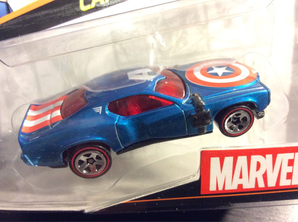 Hotwheels Captain America - 2014 Marvel Character Cars toy car collectible - Main Image 2