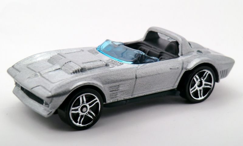 Corvette Grand Sport Roadster - ’15 HW Race toy car collectible - Main Image 2
