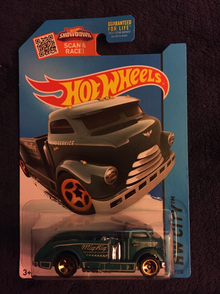 Johnny Lightning Corvette 50th Anniversary