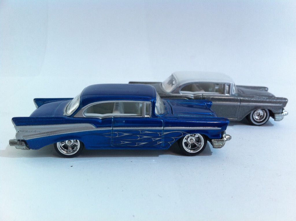 Ultra Hots (2005): Chevy Bel Air - Ultra Hots toy car collectible - Main Image 1