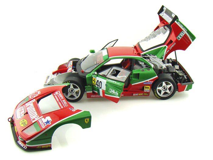 Ferrari F40 Competizone - Hot Wheels toy car collectible - Main Image 2