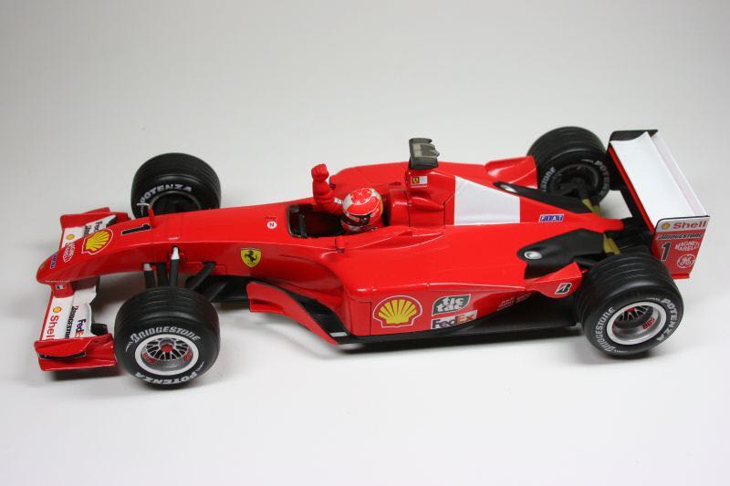 Ferrari F2001 Marlboro - Hot Wheels toy car collectible - Main Image 2