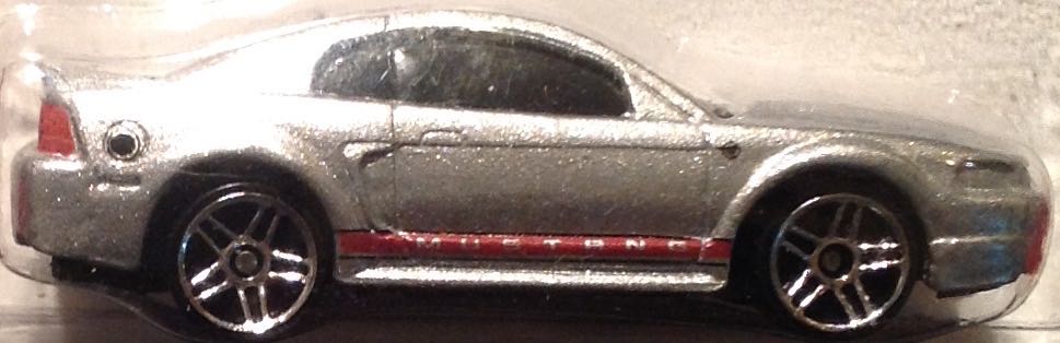 1999 Ford Mustang toy car collectible - Main Image 2