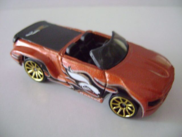 Dodge Charger Concept - 2009 Eggsclusives toy car collectible - Main Image 1