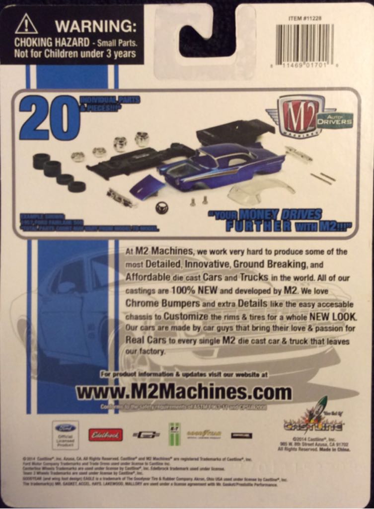 M2 Machines: 1957 Ford Fairlane 500 - Auto-Thentics Release 35 toy car collectible - Main Image 2