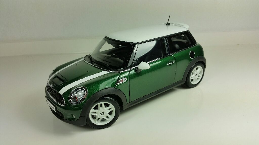 MINI Cooper S toy car collectible - Main Image 1