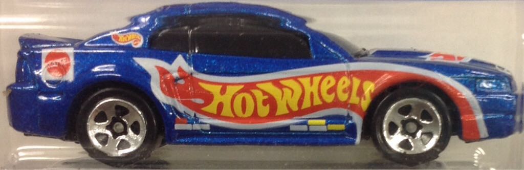 Mustang 1999  toy car collectible - Main Image 2