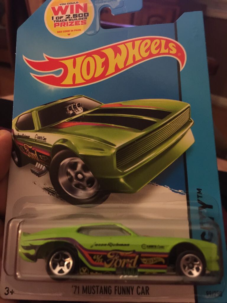 Custom ’12 Ford Mustang