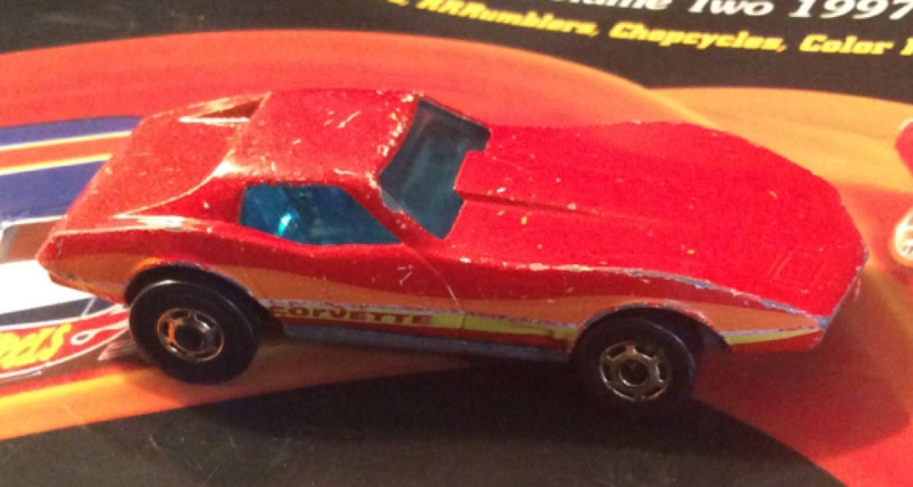 Corvette Stingray - 1982 The Hot Ones toy car collectible - Main Image 1