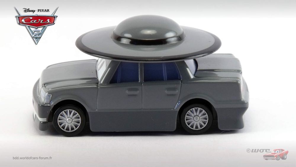 Father Burke - (2014 - World of Cars) RACE FANS (9) toy car collectible - Main Image 4