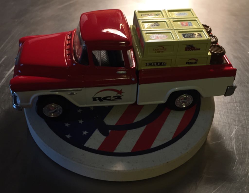 Coca-Cola Holiday Automents (2005): 1955 Ford Crown Victoria