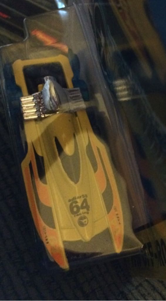 Mad Splash - HW Off-Road toy car collectible - Main Image 2