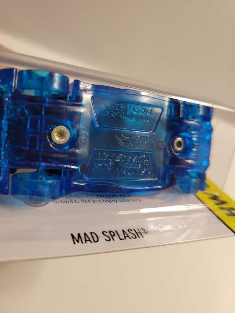 Mad Splash - HW Off-Road toy car collectible - Main Image 3