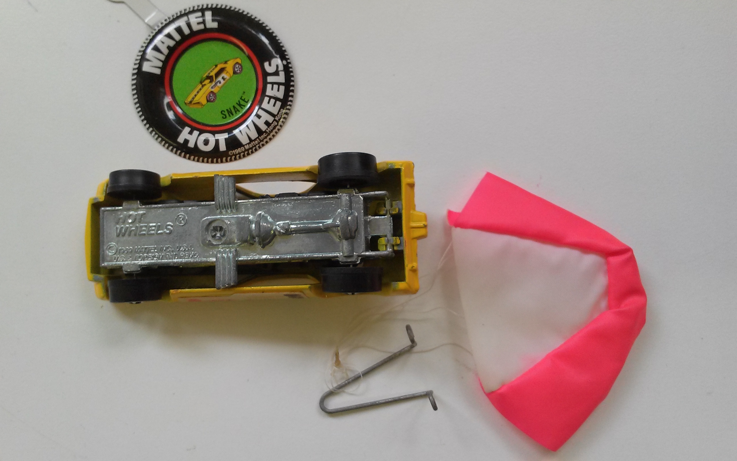 snake  toy car collectible - Main Image 2