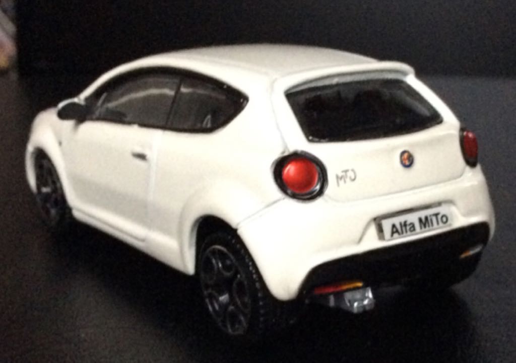 Alfa Romeo Mito  - Burago toy car collectible - Main Image 2