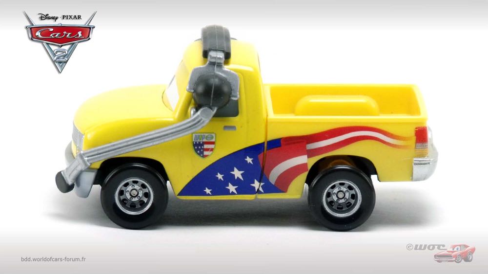 John Lassetire - (2016 - Cars 2016) WGP PIT CREW (9) toy car collectible - Main Image 4