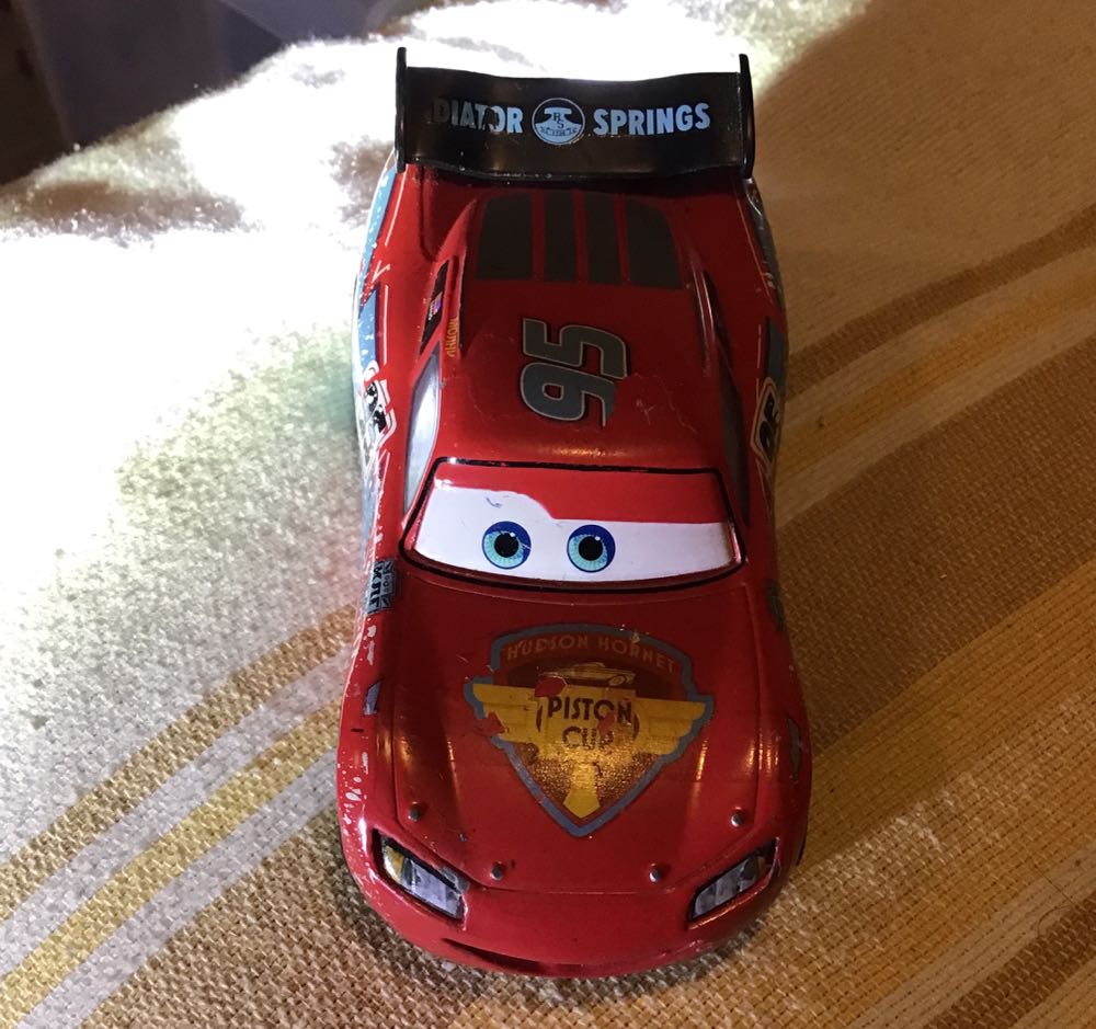 Lightning McQueen - Ice Racers toy car collectible - Main Image 2