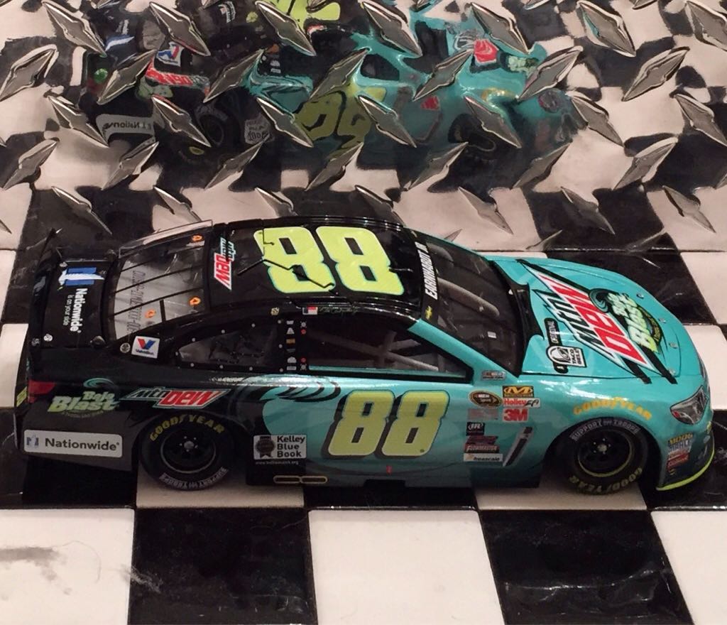 Dale Earnhardt Jr. - NASCAR Sprint Cup Series toy car collectible - Main Image 2