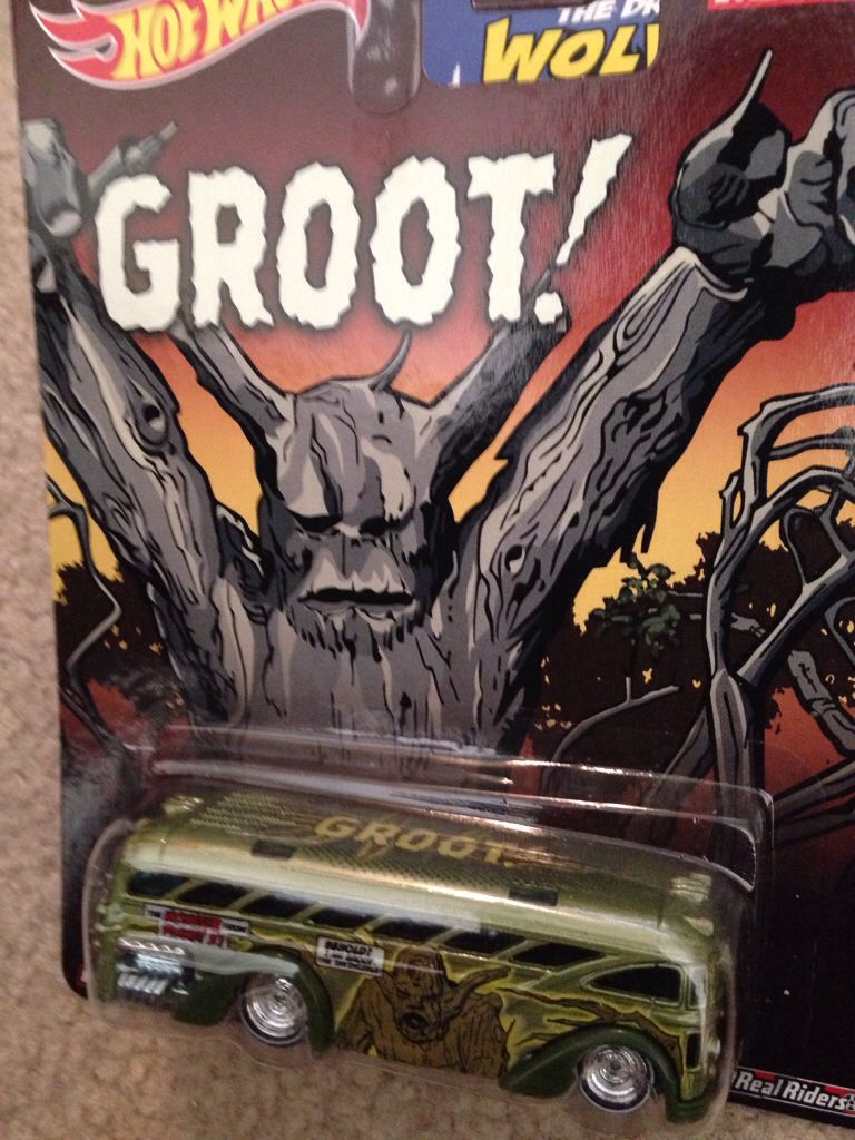 Surfin School Bus  toy car collectible - Main Image 2