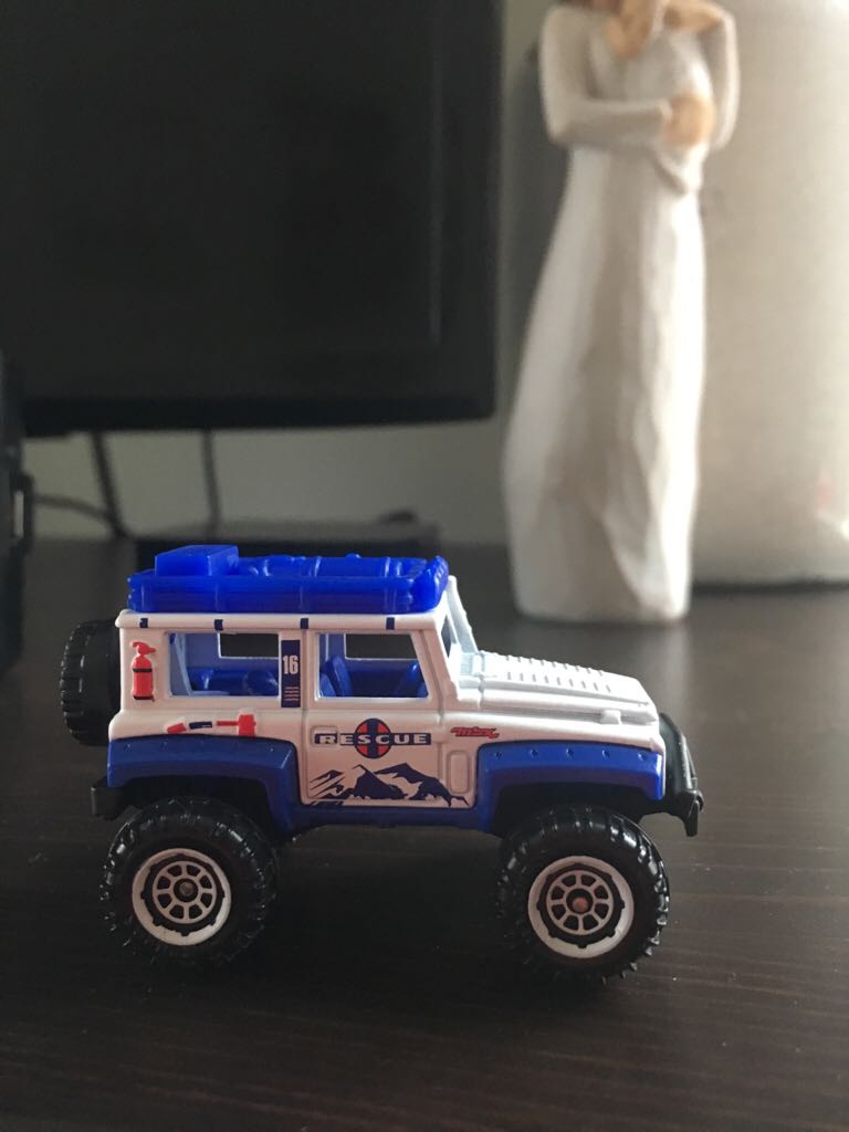 Dune Dog  toy car collectible - Main Image 2