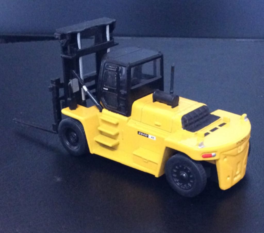 Hyundai 250D-7E - Maquinaria Para Construcción toy car collectible - Main Image 2