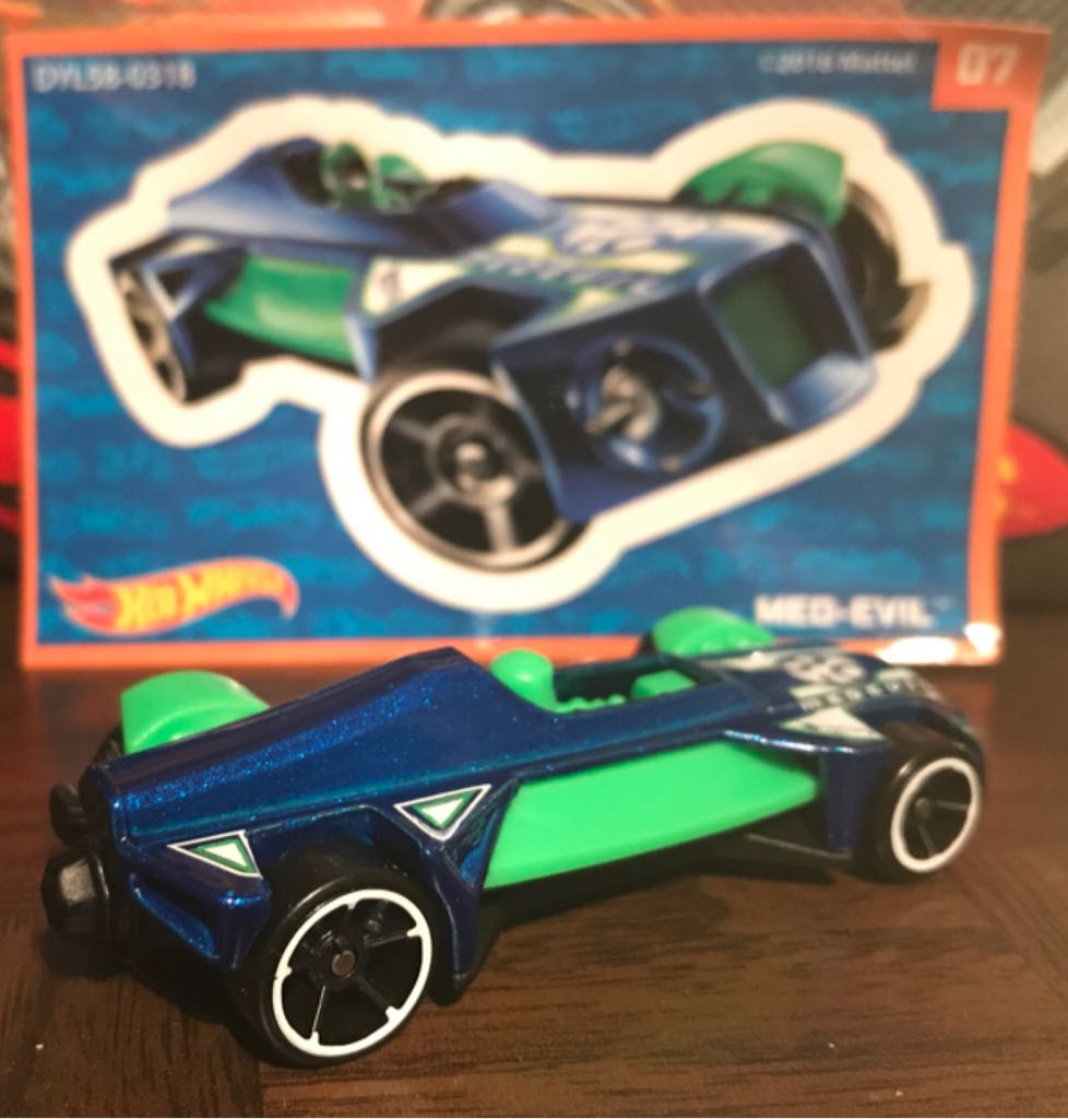 Med-Evil - 2018 - HW Mystery Models toy car collectible - Main Image 2