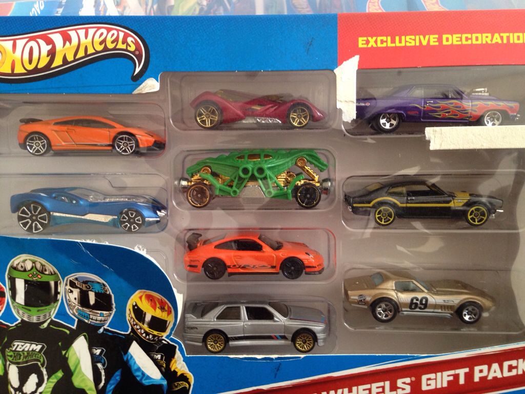 Hot Wheels Gift Pack  toy car collectible - Main Image 1