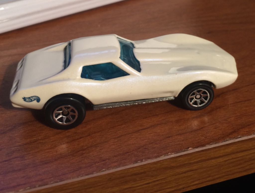 Corvette Stingray  toy car collectible - Main Image 1