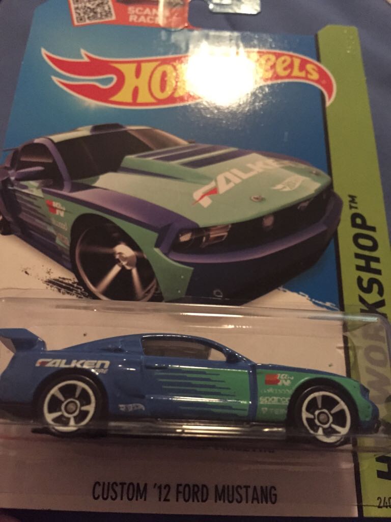 Custom ’12 Ford Mustang - HW WORKSHOP toy car collectible - Main Image 1