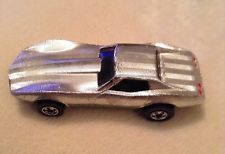 Corvette Stingray - Gleam Team toy car collectible - Main Image 2