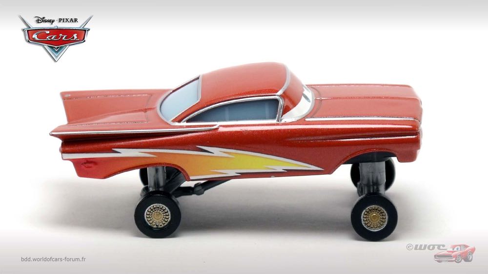 Pit Crew Member Mack - (2015 - Cars 2015) 95 PIT CREW (8) toy car collectible - Main Image 3