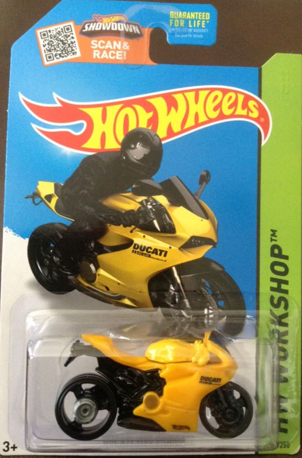 Hot Wheels Ducati 1199 Panigale - ’15 HW Workshop toy car collectible - Main Image 2