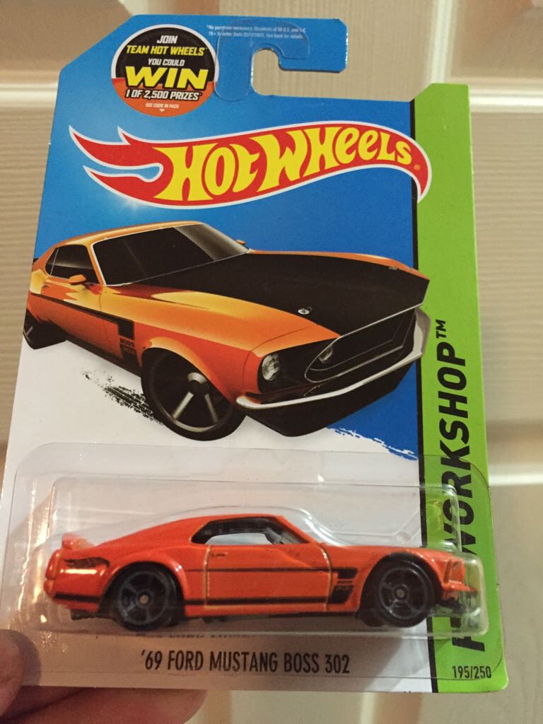 69 Ford Mustang Boss 302 - HW WORKSHOP toy car collectible - Main Image 1