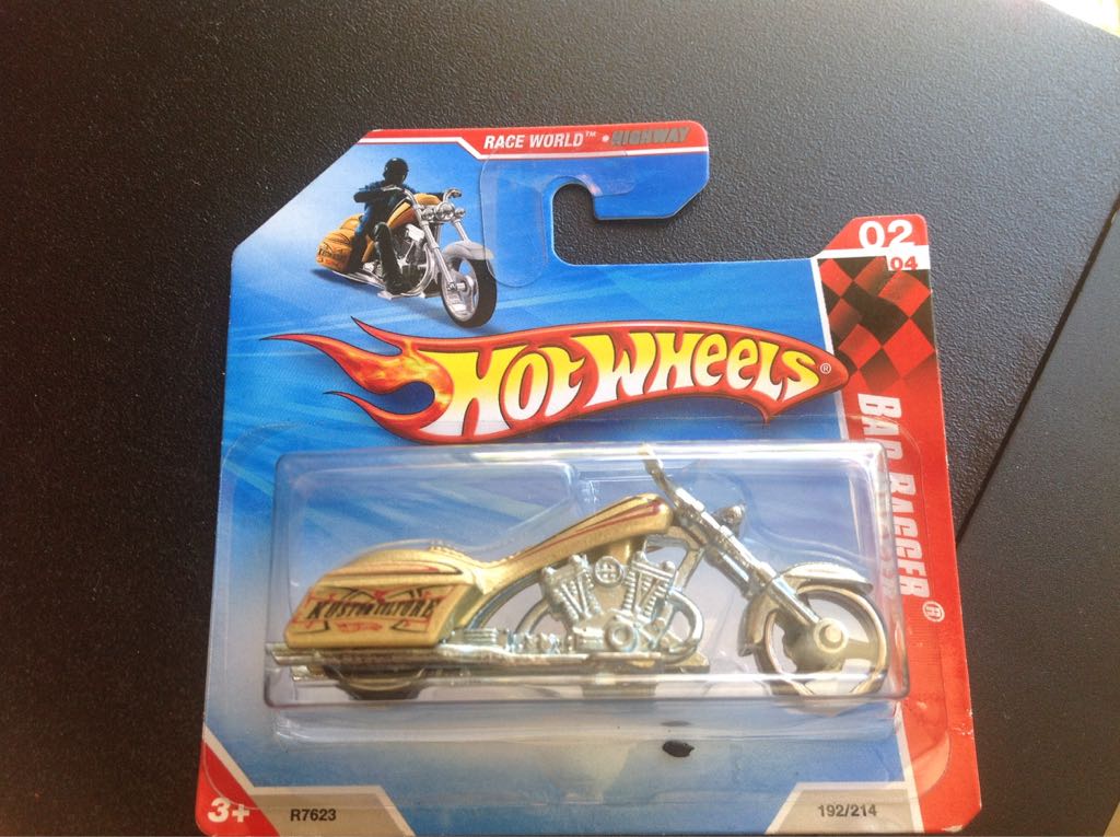 Hot Wheels 2010 Bad Bagger  - Race World toy car collectible - Main Image 2