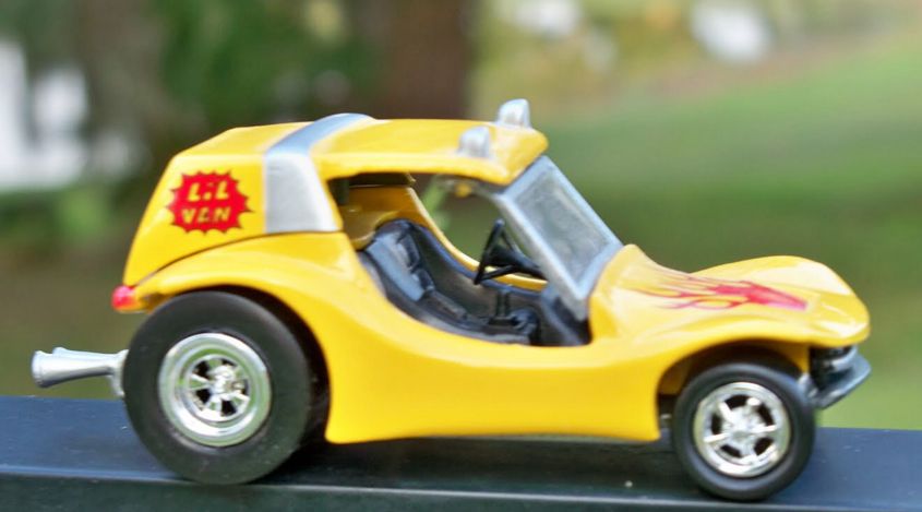 Lil Van  toy car collectible - Main Image 1